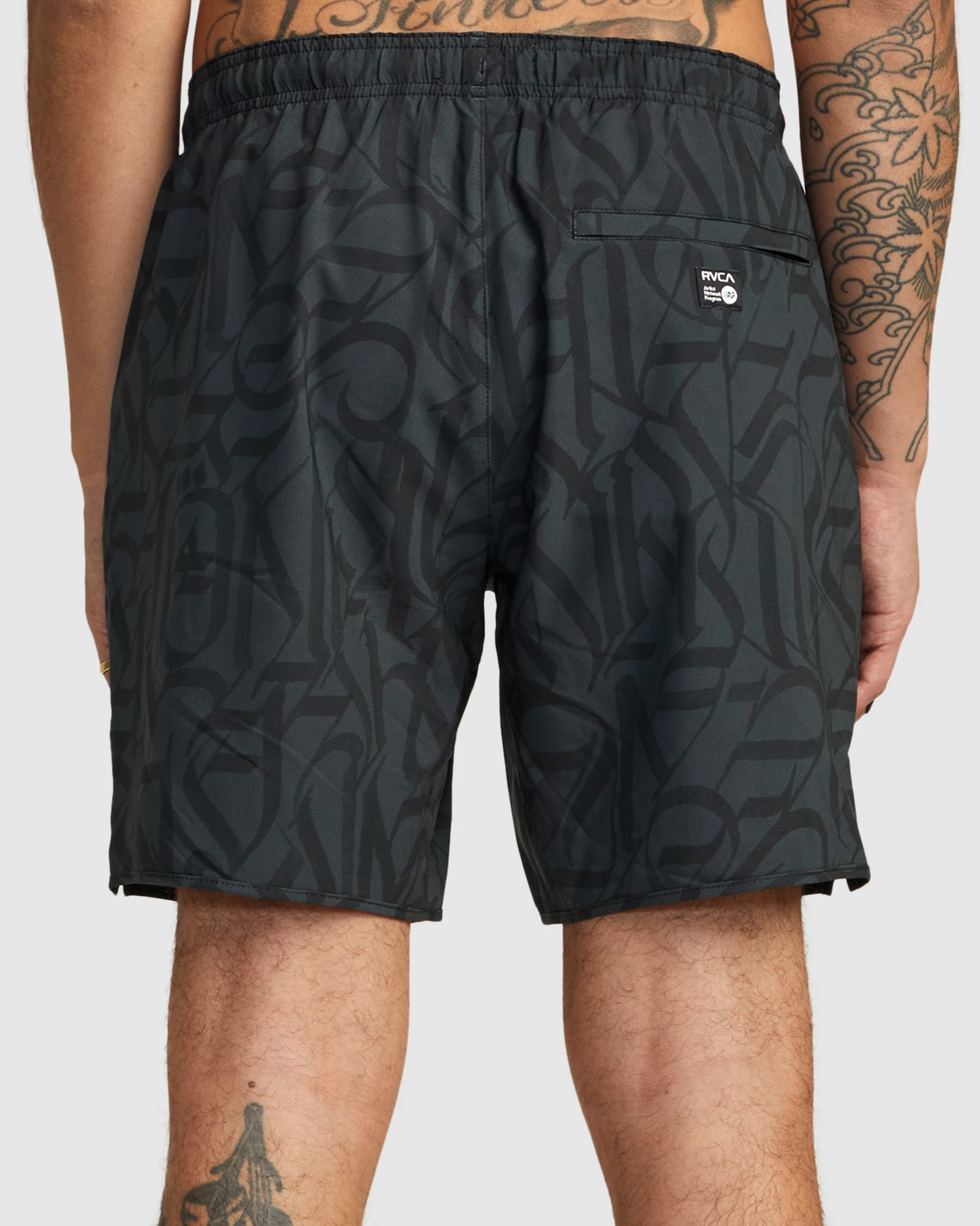 RVCA Thug Rose Yogger Stretch Performance Shorts 3 RVCA Thug Rose Yogger Stretch Performance Shorts - Image 3