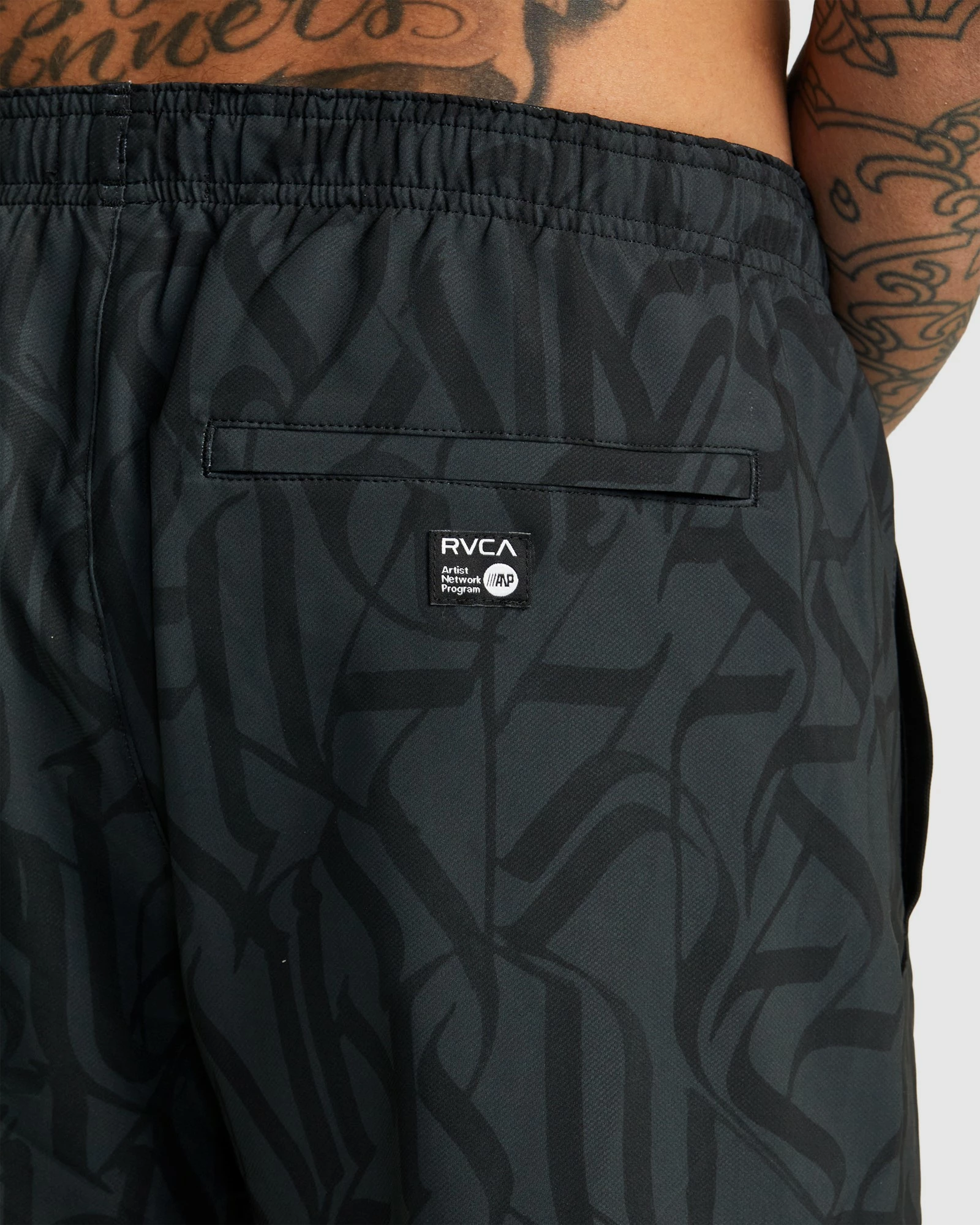 RVCA Thug Rose Yogger Stretch Performance Shorts 4 RVCA Thug Rose Yogger Stretch Performance Shorts - Image 4