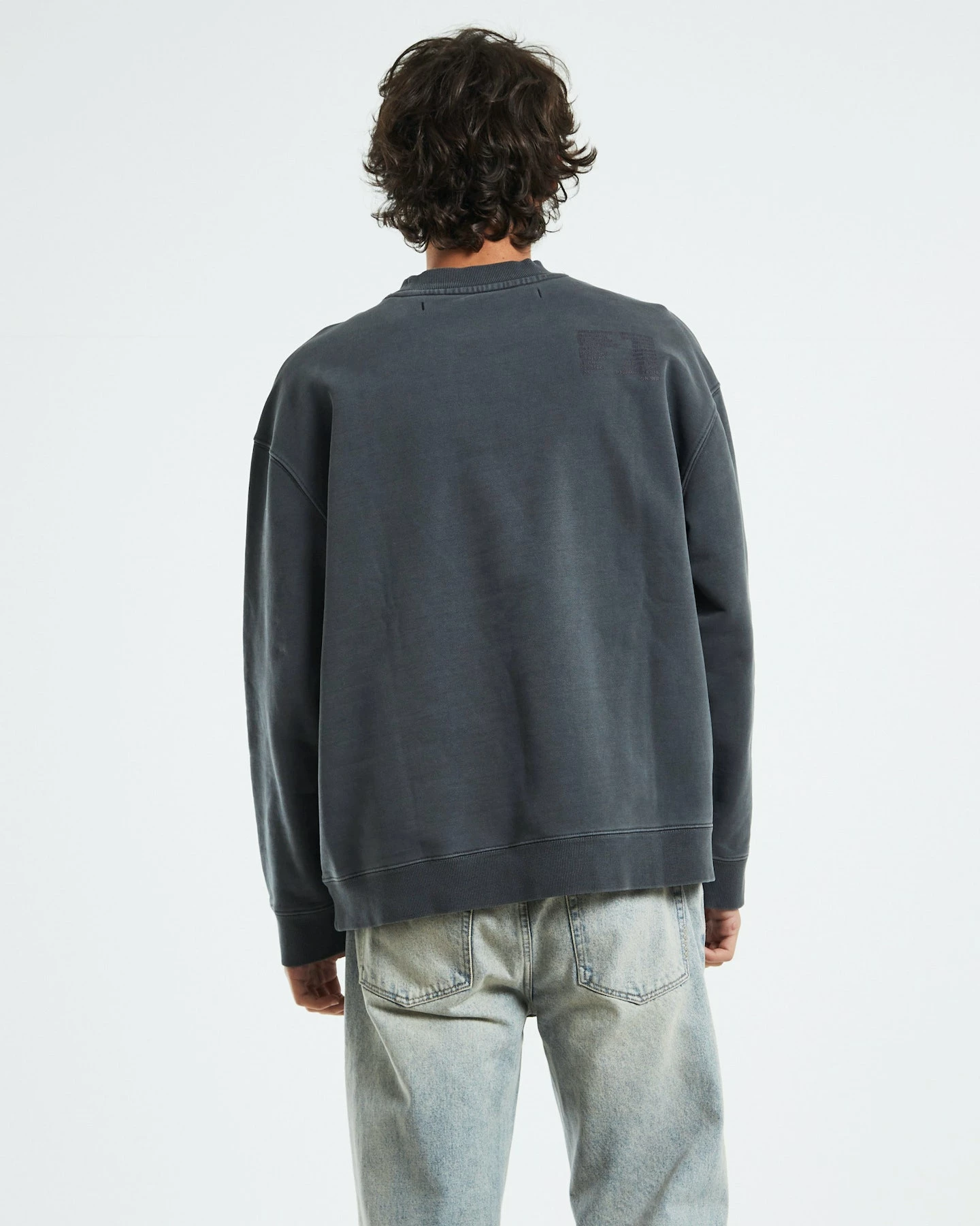 BLACK NOISE WHITE RAIN Fracture Crew Pewter 3 BLACK NOISE WHITE RAIN Fracture Crew Pewter - Image 3