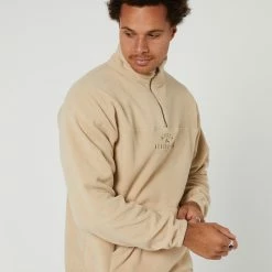 Alternative view of Rusty Middle Section Crew Polar Fleece