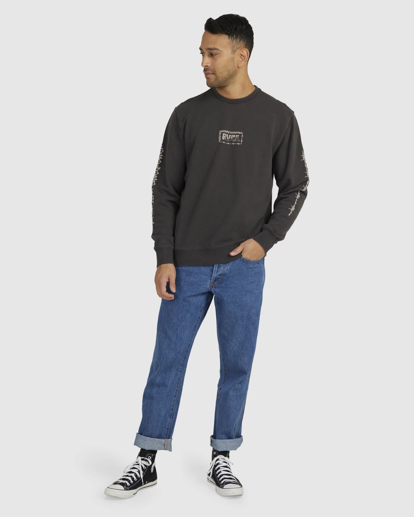 RVCA Pretty Sharp Crew 5 RVCA Pretty Sharp Crew - Image 5